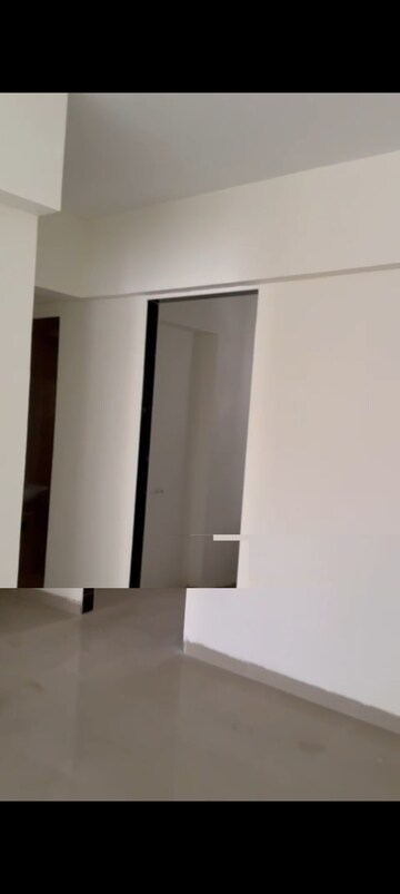 Room in 3 BHK Apartment at Parijat CHS Shell Colony, Chembur – for Rent