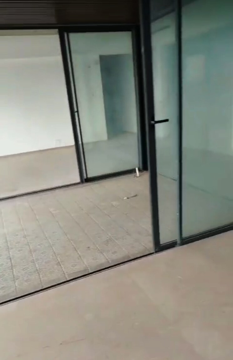 Room, thaltej 4 Bedroom 4092 Sq.Ft. Apartment In Thaltej Ahmedabad 8967478