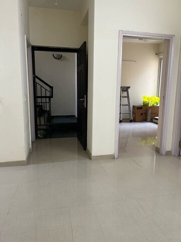 Room in 4 BHK Apartment at Emaar Emerald Hills Phase 2, Sector 65 – for Rent