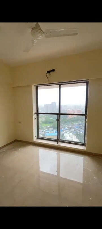 Room in 3 BHK Apartment at Chandrodaya CHS Chembur, Chembur – for Rent