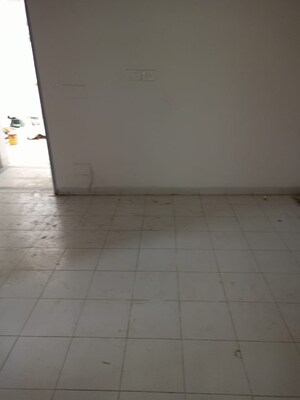 Room in 2 BHK Builder Floor at Sector 57 – for Sale