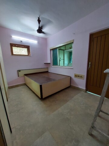 Living Room in 1.5 BHK Apartment at Matoshree Swaroop Celesta, Vile Parle East – for Rent