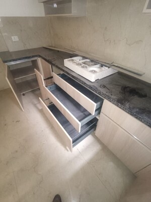 Kitchen/pantry in 2.5 BHK Apartment at Smart World Orchard, Sector 61 – for Sale