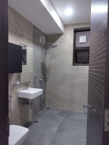 Bathroom in 3 BHK Independent House at Jubilee Hills – for Rent