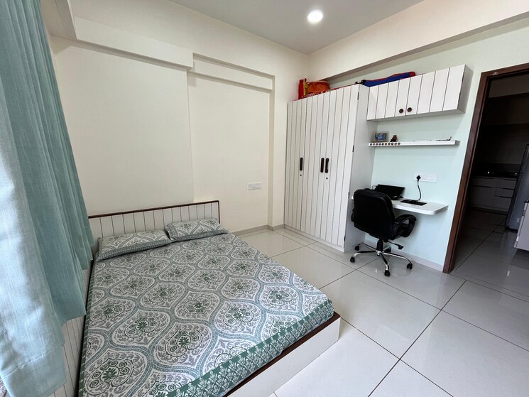 Master Bedroom, sargaasan 3 Bedroom 236 Sq.Yd. Apartment In Sargaasan Gandhinagar 8967540