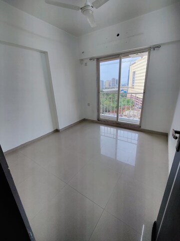 Room in 1 BHK Apartment at Supernal Gardens, Kolshet Road – for Rent