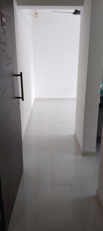 2 BHK Apartment For Rent in Runwal My City Phase II Cluster 05, Dombivli East