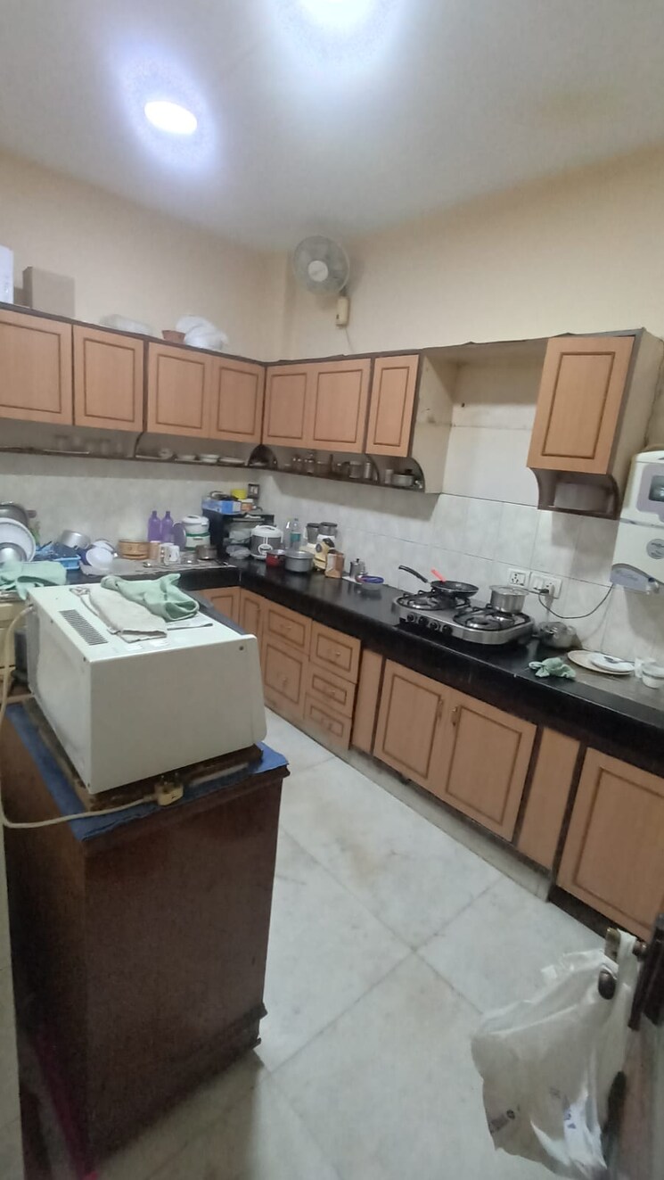 Kitchen, lajpat nagar iii 3 Bedroom 1400 Sq.Ft. Builder Floor In Lajpat Nagar Iii Delhi 8967609