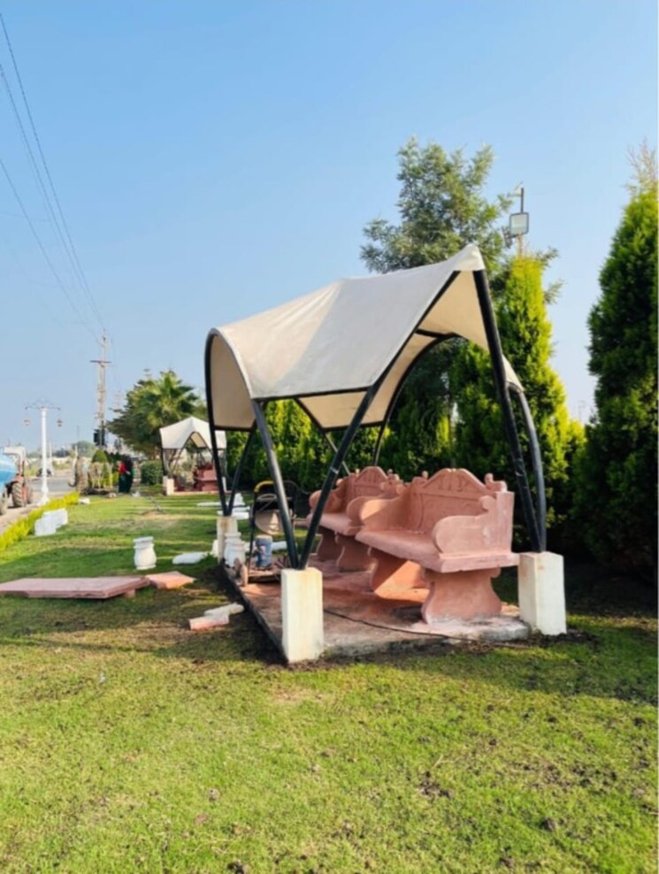 Garden, ujjain road  1000 Sq.Ft. Plot In Ujjain Road Indore 8967582