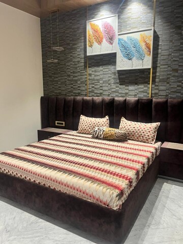 Bedroom in 4 BHK Apartment at Prabhadevi – for Rent