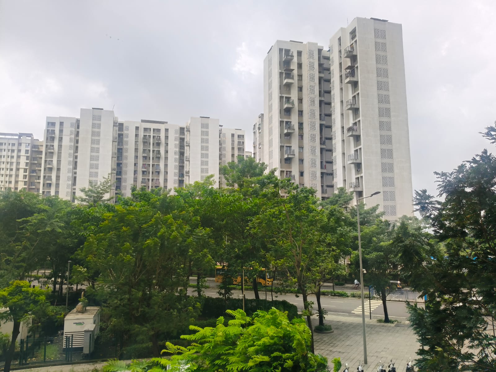 3 BHK Apartment For Rent in Lodha Palava City Lakeshore Greens