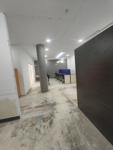 Room in  Office Space at Sector 5 – for Rent