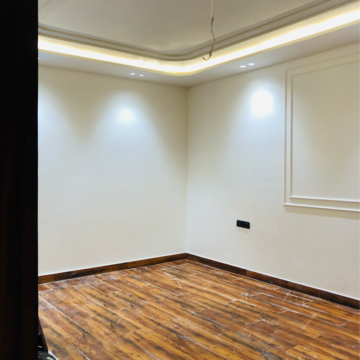 Room in 3.5 BHK Villa at Sector 21 – for Rent