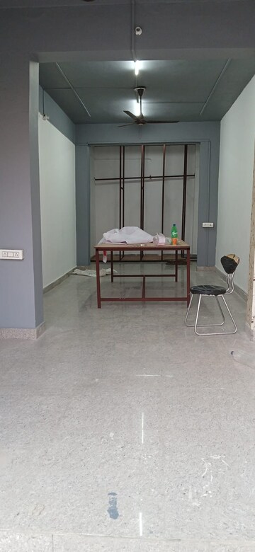 Staircase in  Shop at Gms Road – for Rent