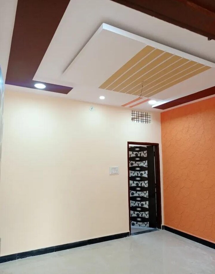 Room, sector 35 3 Bedroom 2700 Sq.Ft. Builder Floor In Sector 35 Faridabad 8967772