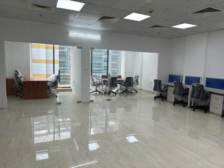 Common Area, sector 63 Commercial Office Space 4000 Sq.Ft. In Sector 63 Noida 8967684
