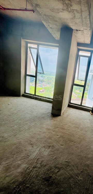 Room in  Office Space at Primarc Chambers, Em Bypass – for Rent