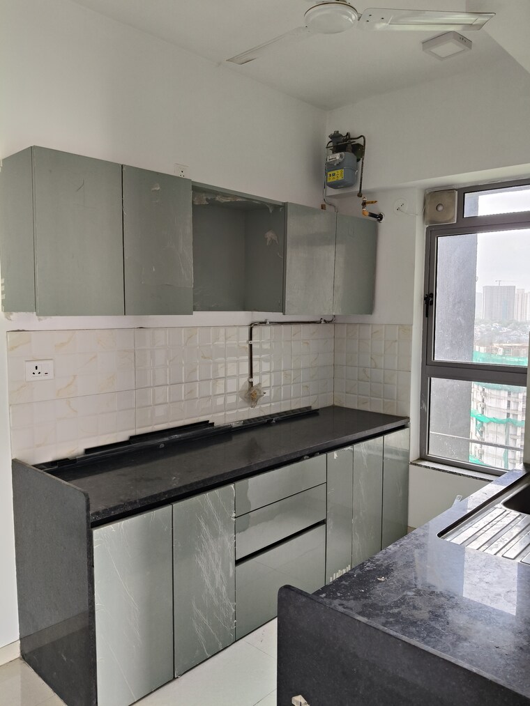 Kitchen, kalpataru-immensa 3 Bedroom 957 Sq.Ft. Apartment In Kolshet Road Thane 8967785