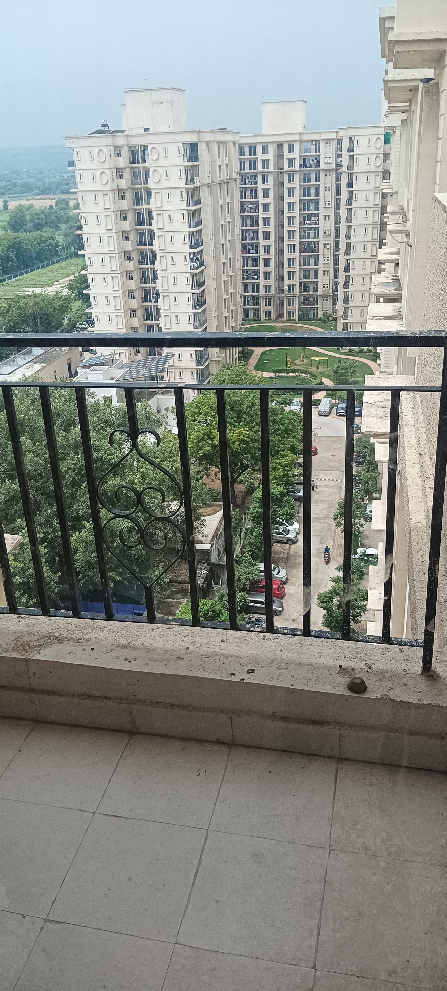 2 BHK 724 Sq.Ft. Apartment in Signature The Serenas