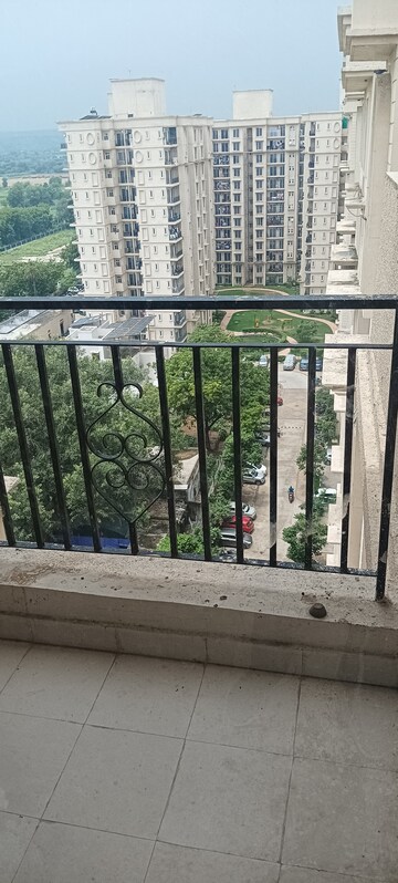 2 BHK Apartment For Rent in Signature The Serenas, Sohna Sector 36