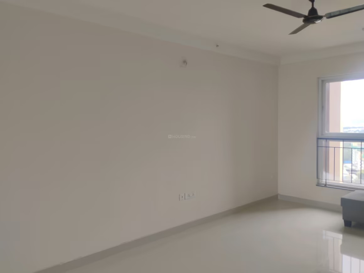 3.5 BHK Apartment For Sale in Pashmina Waterfront