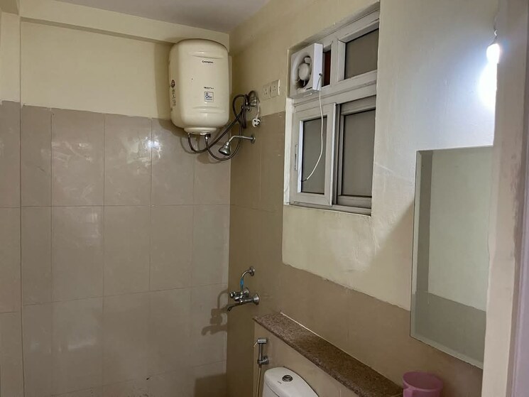 Bathroom, pioneer-park-phase-1 2 Bedroom 1300 Sq.Ft. Apartment In Sector 61 Gurgaon 8967833