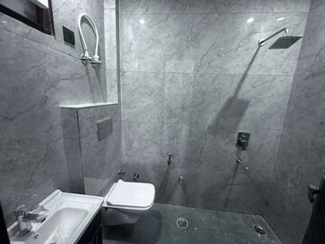 Bathroom in 3 BHK Builder Floor at Fidato Honour Homes, Sector 89 – for Rent