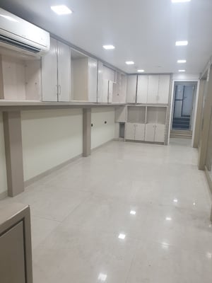 Room in  Shop at Fort – for Sale