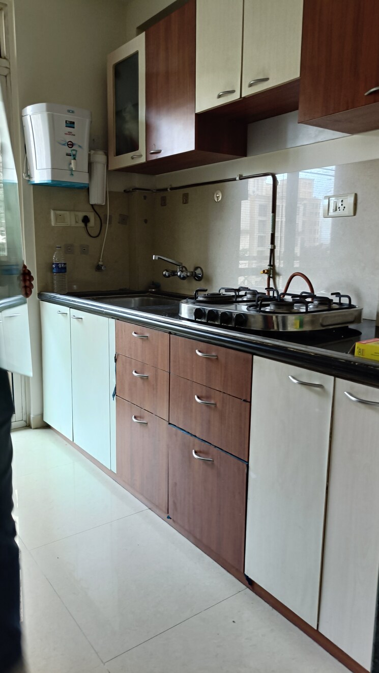 Kitchen, hiranandani-estate-crown 1 Bedroom 750 Sq.Ft. Apartment In Ghodbunder Road Thane 8967887