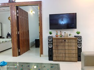 Furnished Amenities in 2 BHK Apartment at Awas Vikas Complex, Vasundhara Sector 17 – for Sale