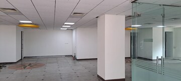  Showroom For Rent in Fort