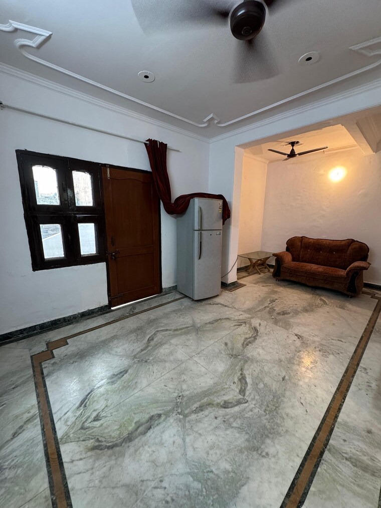 Room, unitech-south-city-1 3 Bedroom 240 Sq.Yd. Builder Floor In South City 1 Gurgaon 8967921