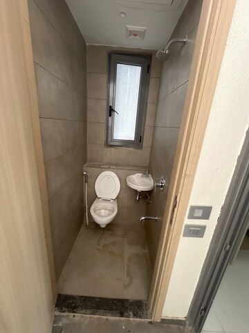Bathroom in 4 BHK Apartment at Rustomjee Crown, Prabhadevi – for Rent