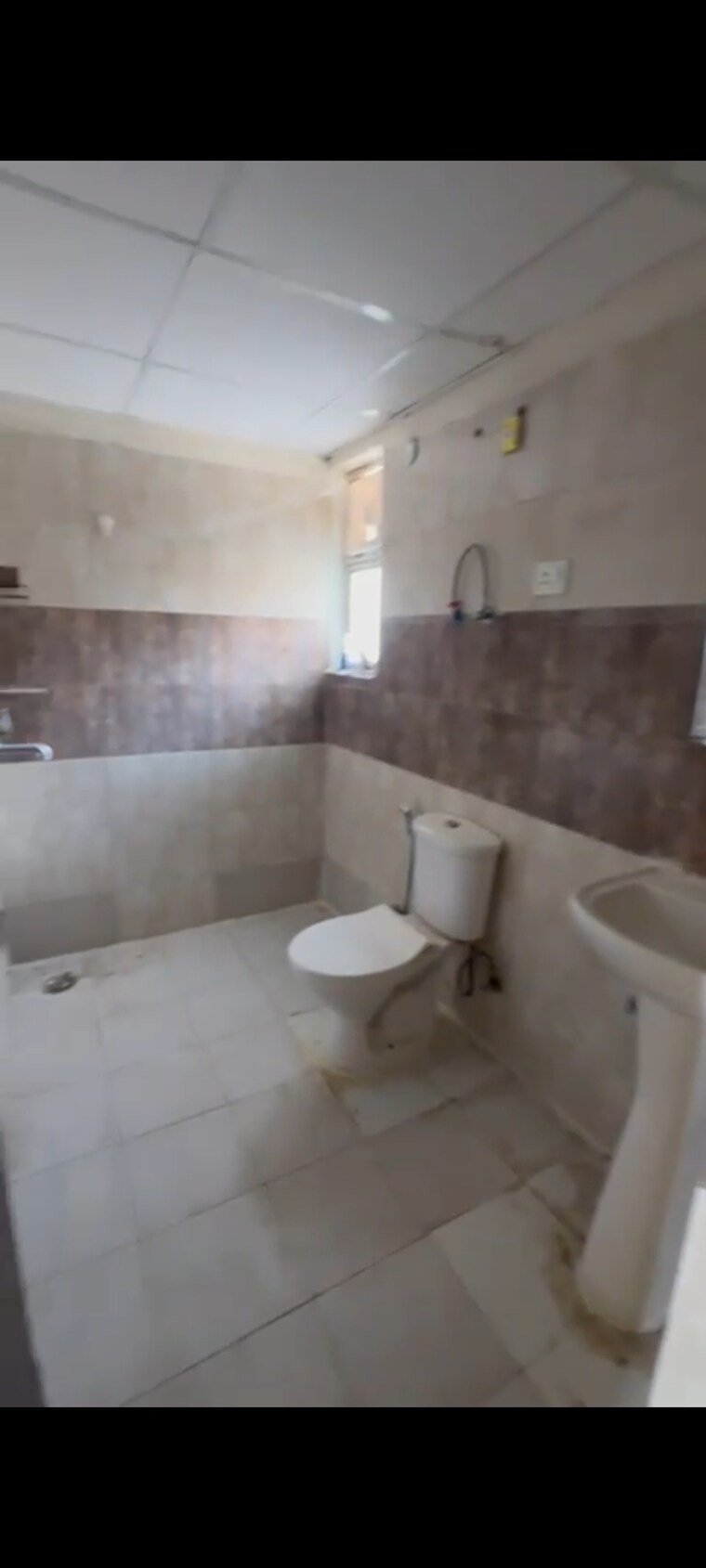 Bathroom, panchsheel-greens-ii 3 Bedroom 980 Sq.Ft. Apartment In Sector 16 Greater Noida Greater Noida 8967938