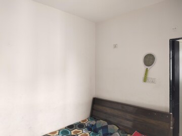 Room in 2 BHK Apartment at Esclare Royale, Kharadi – for Sale