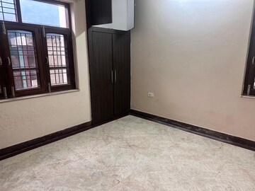 Room in 3 BHK Builder Floor at Tyagi Road – for Rent