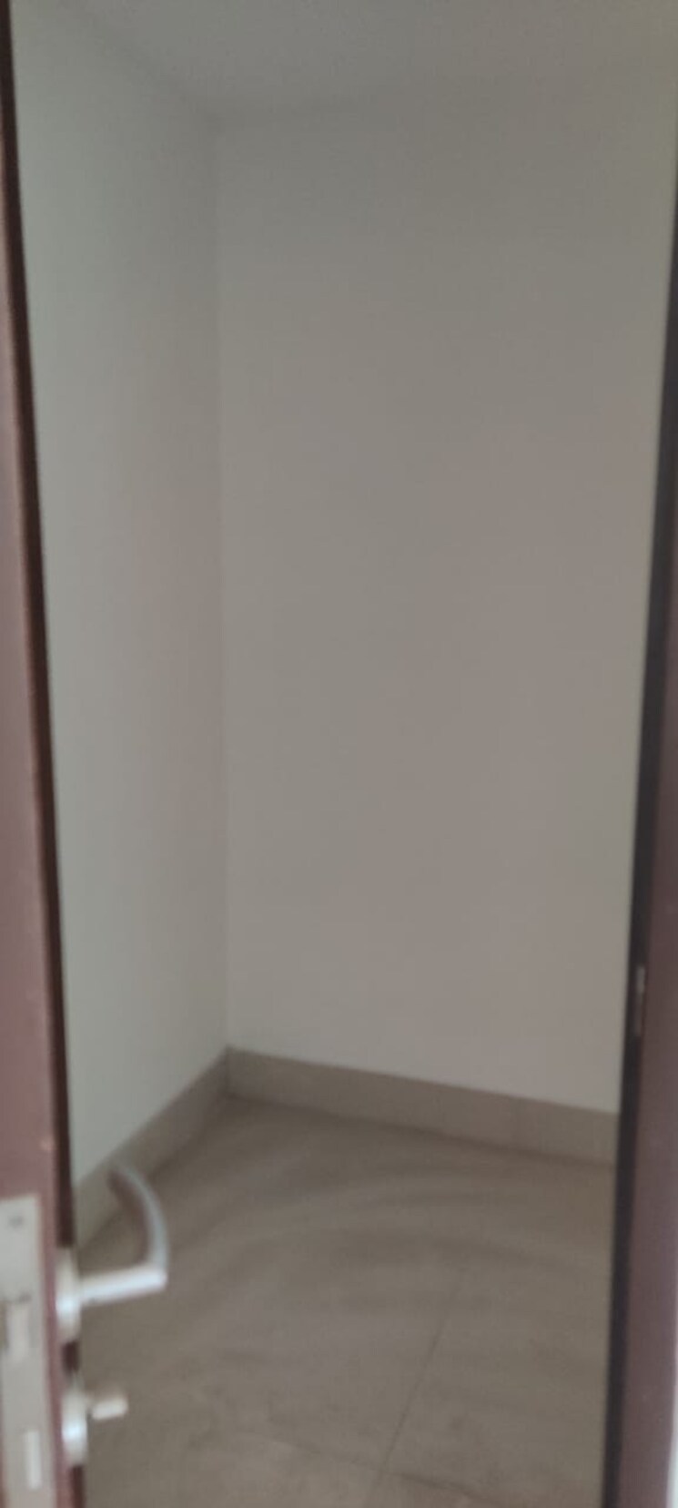 Room, db-woods 2.5 Bedroom 1100 Sq.Ft. Apartment In Goregaon East Mumbai 8967991