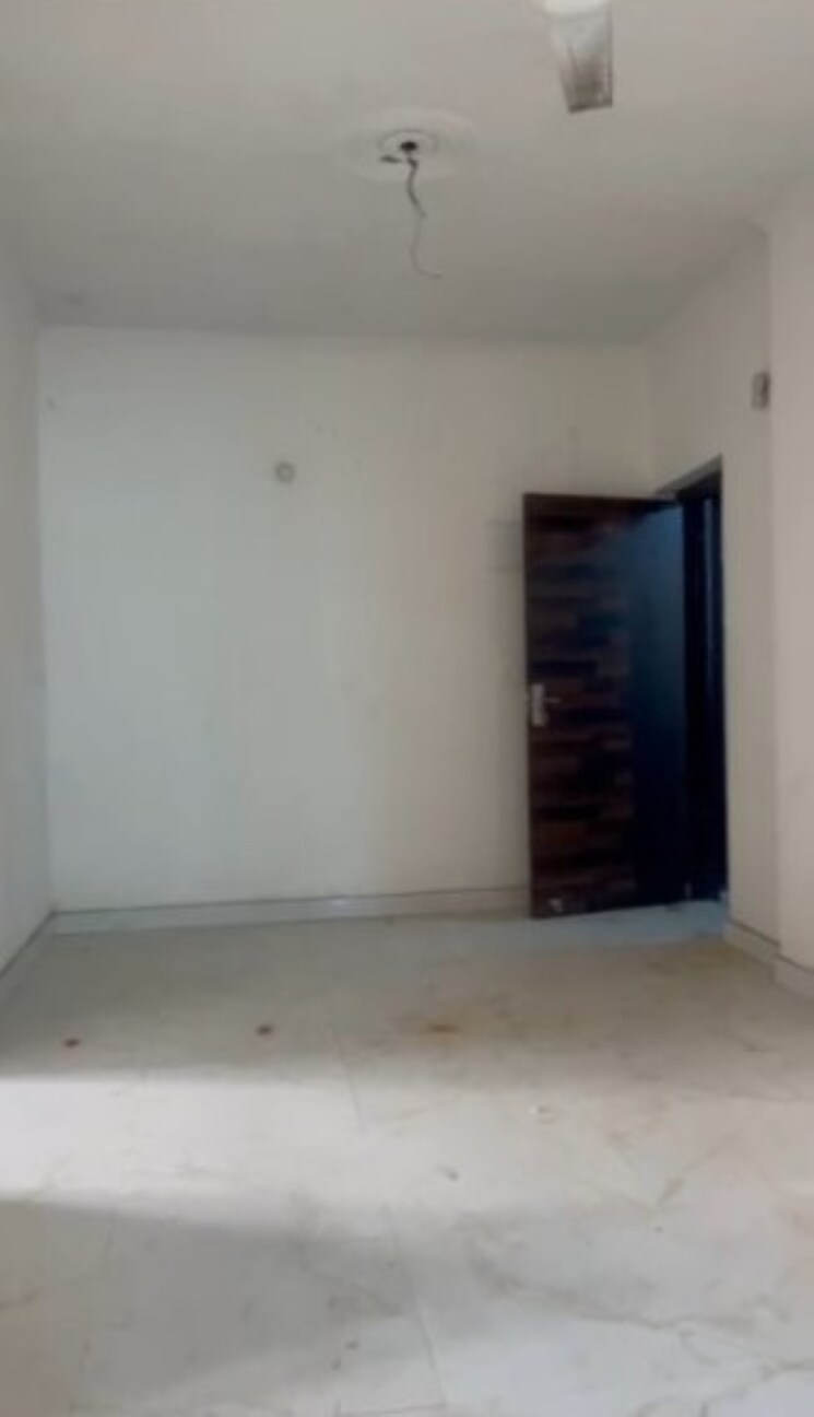 Room, dum dum 2 Bedroom 1000 Sq.Ft. Apartment In Dum Dum Kolkata 8929338