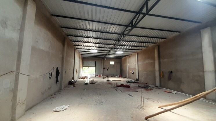  Parking, dumartarai Commercial Warehouse 2600 Sq.Yd. In Dumartarai Raipur 8968015