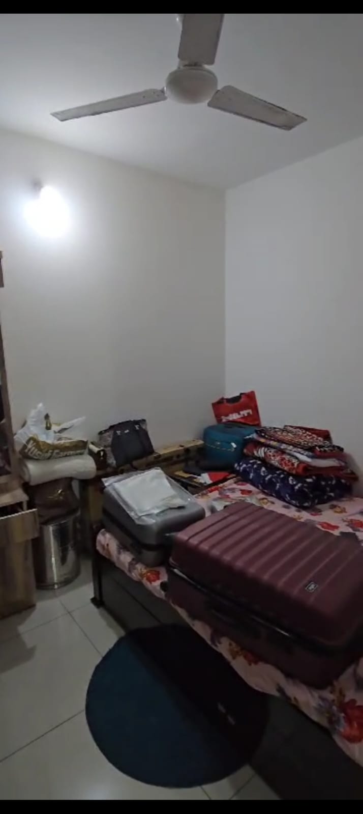 1 BHK Apartment For Rent in VJ Grand Central