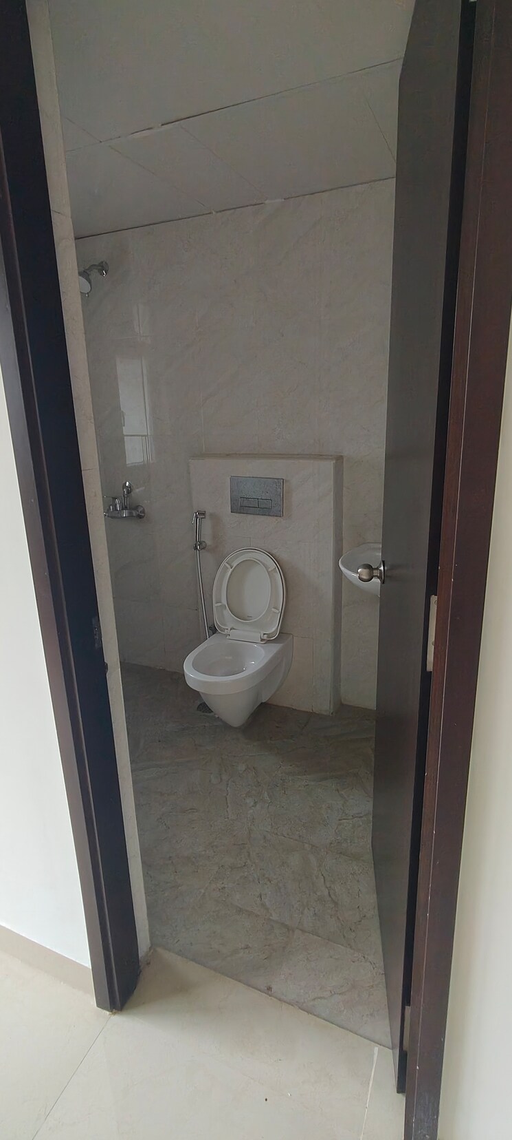 Bathroom, ozone-urbana-pavilion 2.5 Bedroom 1408 Sq.Ft. Apartment In Devanahalli Bangalore 8968043