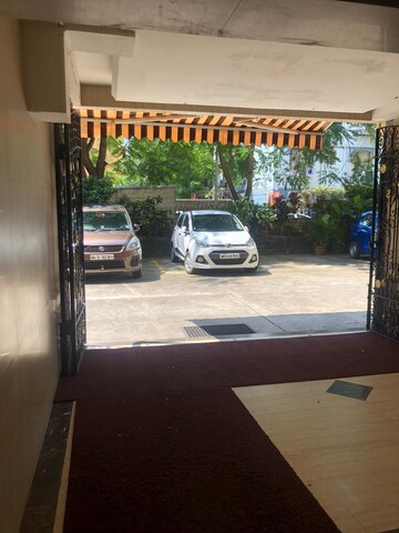 Parking in 2 BHK Apartment at Sangita Apartments Colaba, Colaba – for Rent