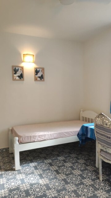 Bedroom in 2 BHK Apartment at Verem – for Rent