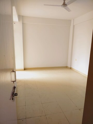 Room in 2 BHK Apartment at Breez Global Heights, Sohna Sector 33 – for Sale