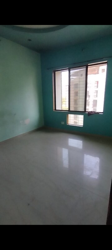 Room in 2 BHK Apartment at Sushila Heights, Virar West – for Sale