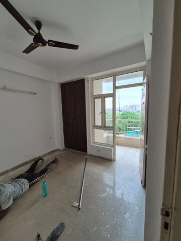 Room in 2 BHK Apartment at Ajnara Homes, Sector 16b Greater Noida – for Sale