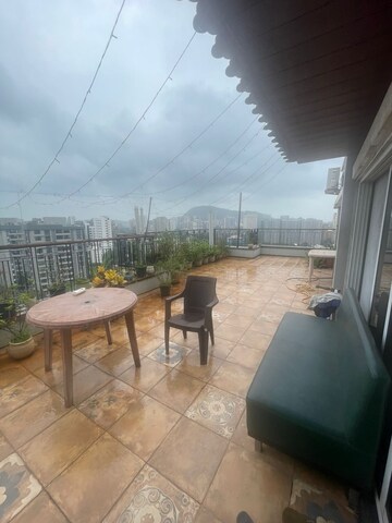 Terrace in 3 BHK Apartment at Shalom CHS Chembur, Chembur – for Rent