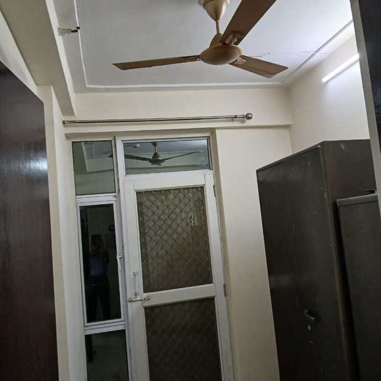 undefined, gaur-city-2-12th-avenue 2.5 Bedroom 1225 Sq.Ft. Apartment In Sector 16c Greater Noida Greater Noida 8968115