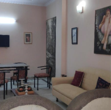 Living Room in 5 BHK Independent House at The Nest Noida, Sector 31 – for Sale