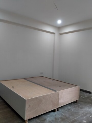 Room in 1 BHK Independent House at Stellar 135, Sector 135 – for Rent